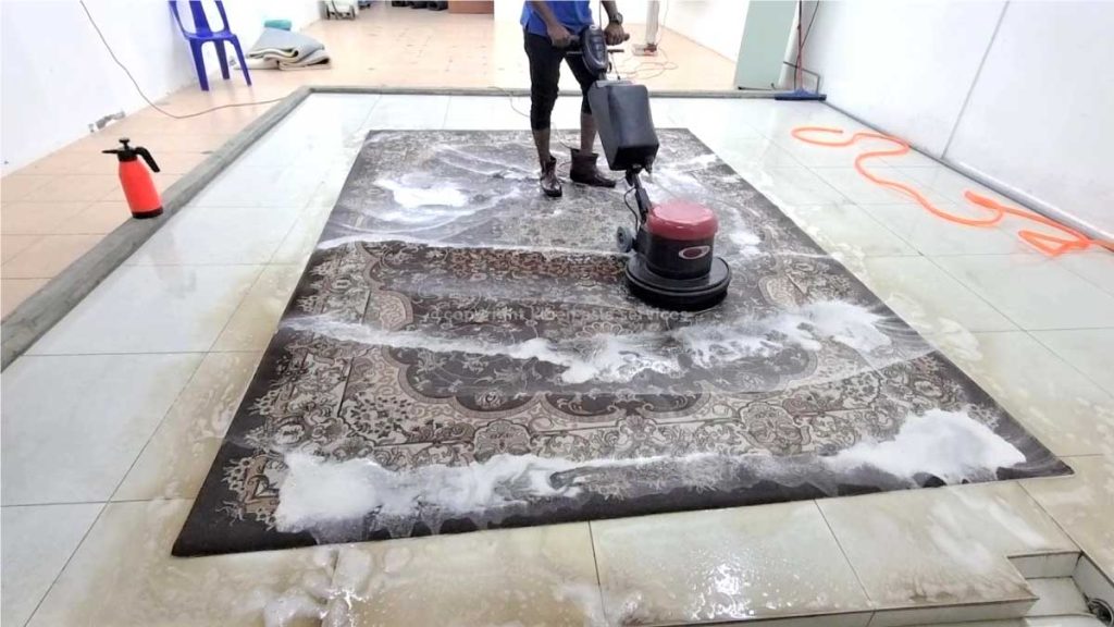 Cuci karpet rumah di kedai basuh karpet